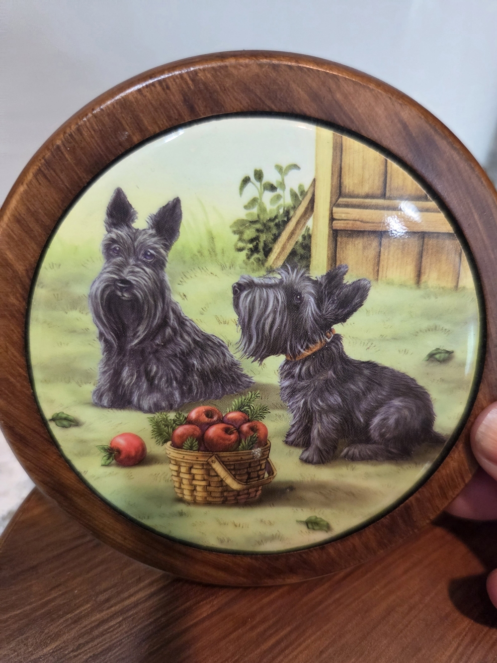 Set of 4 Coasters & Caddy Scottish Terriers Round Wood Ceramic Tiles Dogs 2002 - Picture 4 of 8